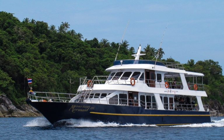 MV Mermaid - Scuba diving - Phuket dive trips 12