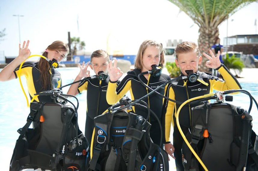 Youth Diving Lessons Phuket - PADI Seal Team