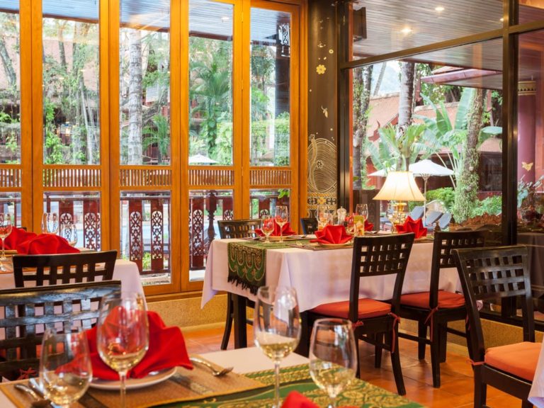 All4Diving Package Silk - Royal Phawadee Hotel Restaurant 01