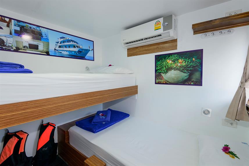 MV Bavaria Liveaboard diving Similan Thailand - Comfort cabin