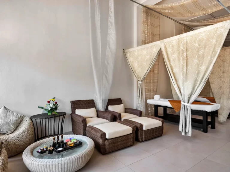 Paragon Hotel Patong - Facilities Thai Massage